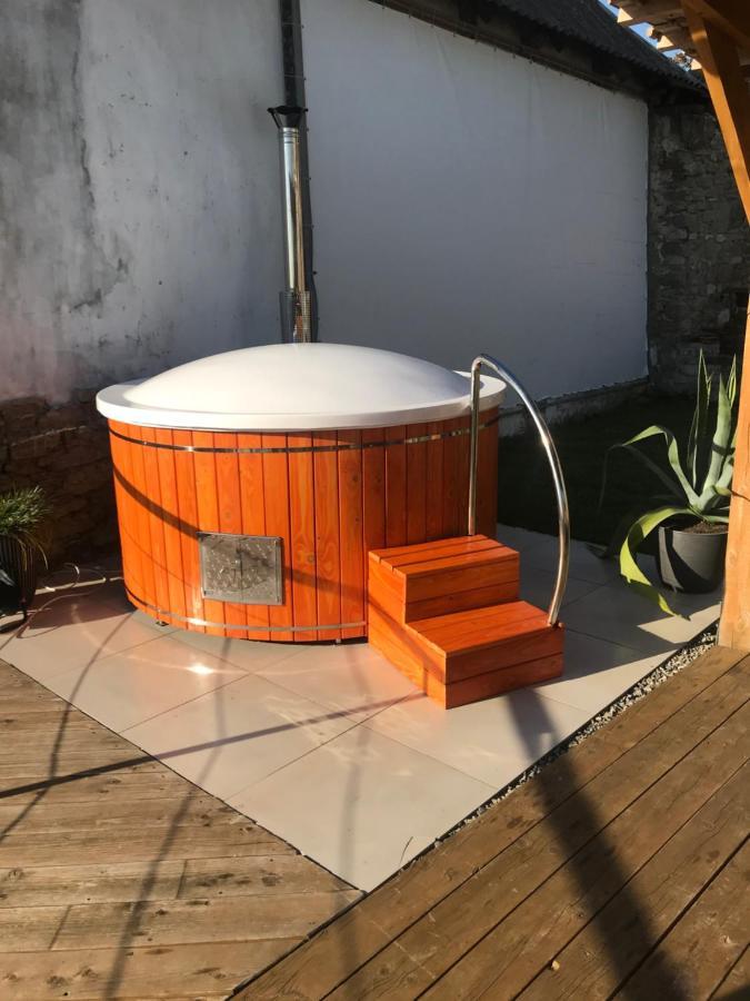 Tatsopus Villa Kamianets Podilskyi Bagian luar foto